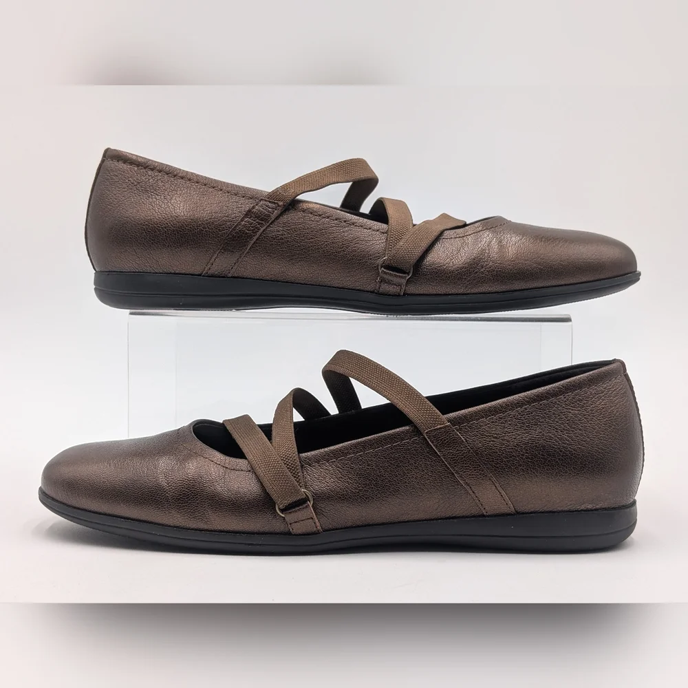 Trotters Della Women's Size 11N Metallic Brown Ballet Flats Flexible Outsoles